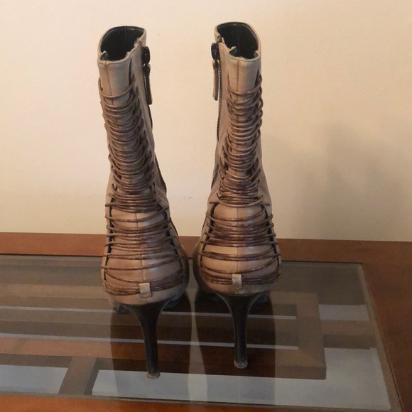 Tan Leather Heeled Boots - Picture 4 of 5